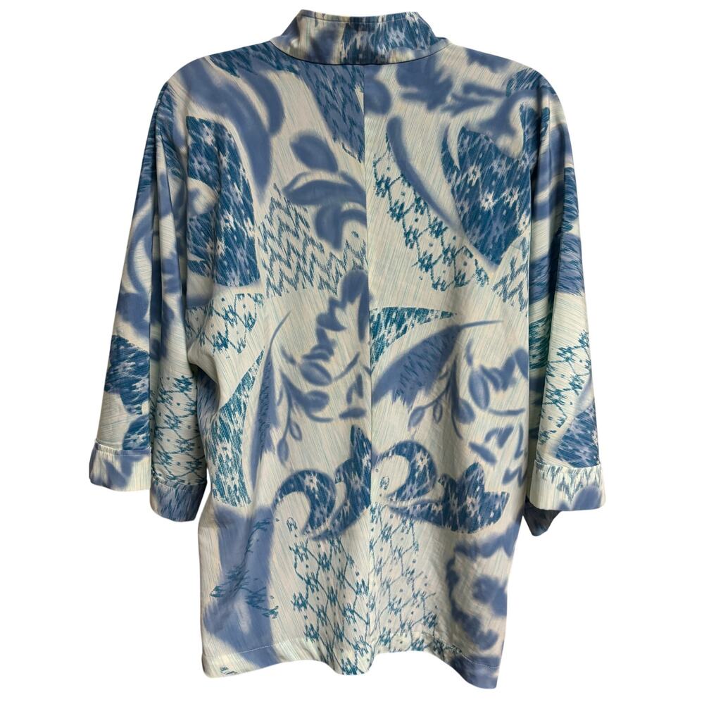 Natori Large Blue Abstract Print Blouse Silk Feel Short Sleeve Lightweight Top - Picture 5 of 7